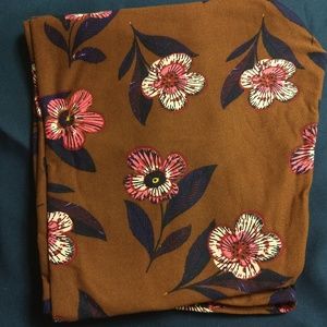 Tall Curvy LuLaRoe Leggings